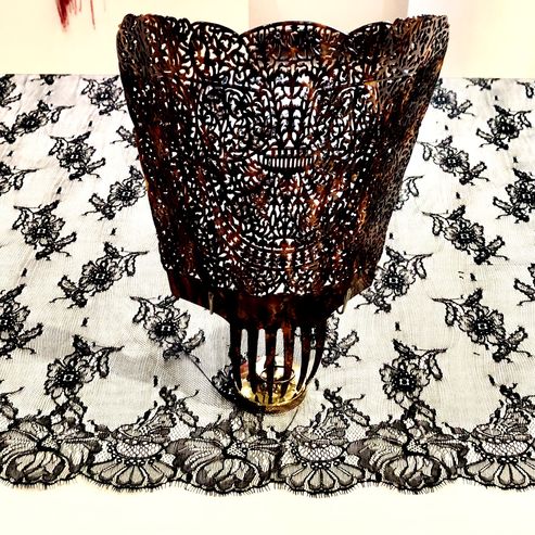 mantilla negra